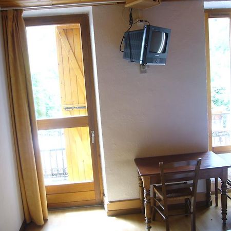Le Relais Du Lac Le Lauzet-Ubaye Exteriör bild