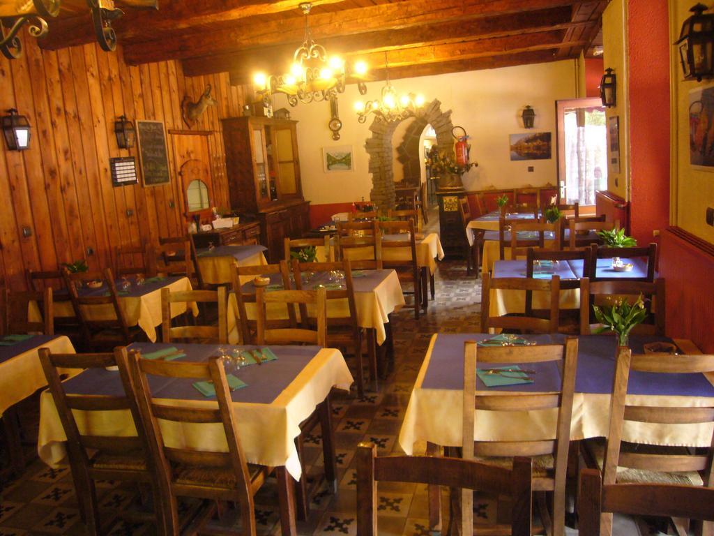 Le Relais Du Lac Le Lauzet-Ubaye Exteriör bild
